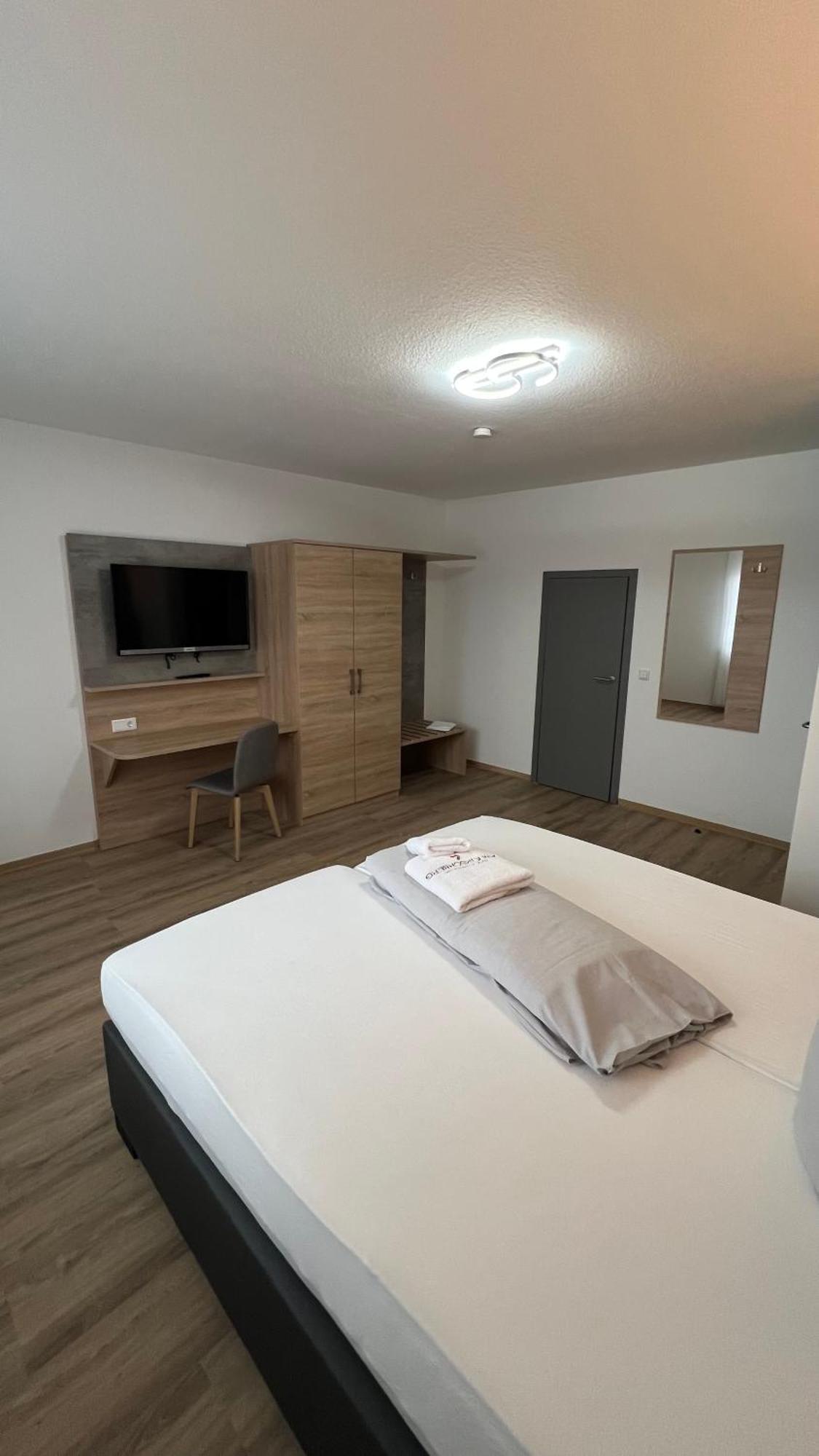 Hotel & Restaurant Am Kirschberg Alten Buseck Экстерьер фото