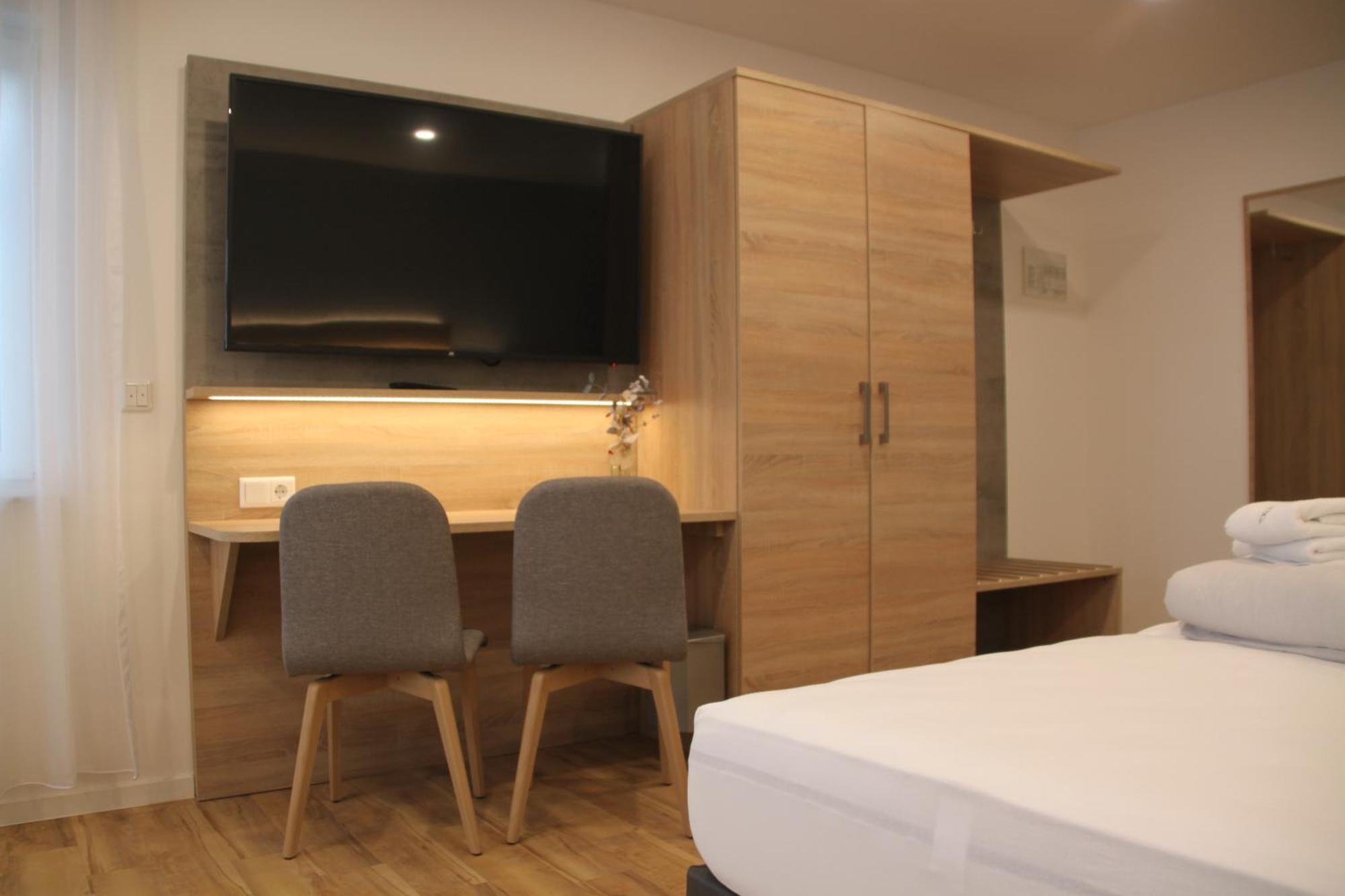 Hotel & Restaurant Am Kirschberg Alten Buseck Экстерьер фото