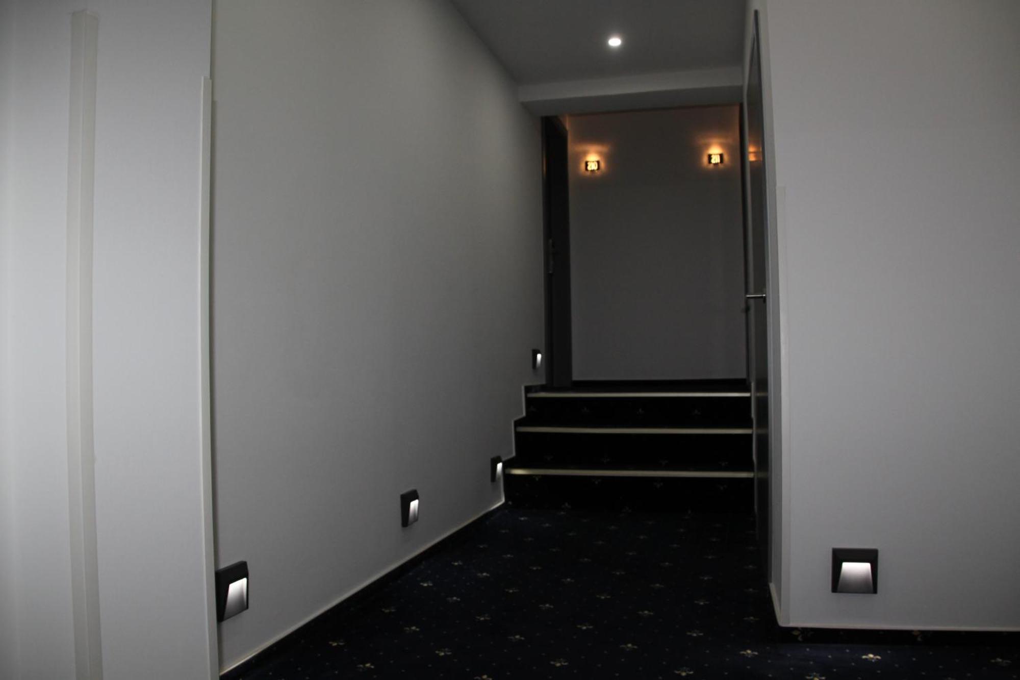 Hotel & Restaurant Am Kirschberg Alten Buseck Экстерьер фото